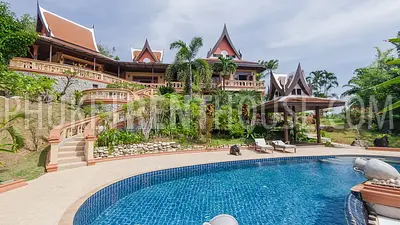 LAY17789: 4 bedrooms Villa with large Garden overlooking the beach. Photo #2