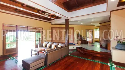 LAY17789: 4 bedrooms Villa with large Garden overlooking the beach. Photo #8
