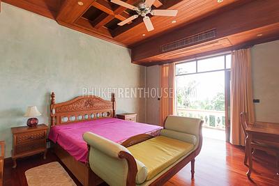 LAY17789: 4 bedrooms Villa with large Garden overlooking the beach. Фото #17