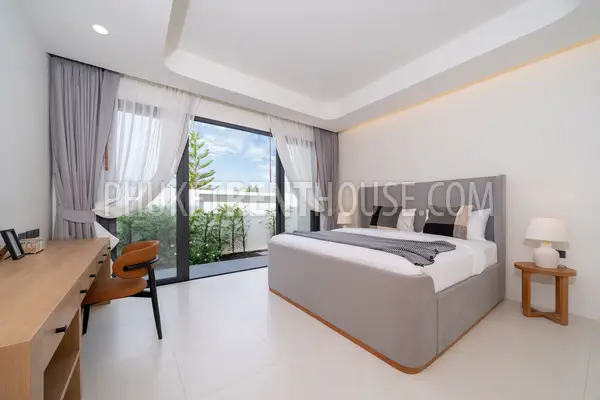 BAN23001: Tropical 4-Bedroom Pool Villa for Rent in a Quiet Residential Area of Bang Tao, Phuket. Photo #7