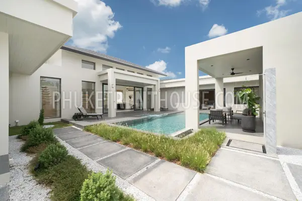 BAN23001: Tropical 4-Bedroom Pool Villa for Rent in a Quiet Residential Area of Bang Tao, Phuket. Photo #1