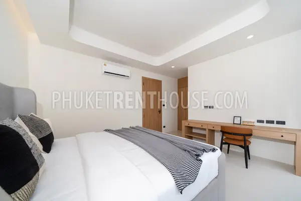 BAN23001: Tropical 4-Bedroom Pool Villa for Rent in a Quiet Residential Area of Bang Tao, Phuket. Photo #23