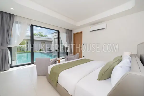 BAN23001: Tropical 4-Bedroom Pool Villa for Rent in a Quiet Residential Area of Bang Tao, Phuket. Photo #43