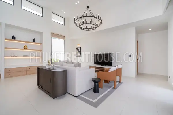 BAN23001: Tropical 4-Bedroom Pool Villa for Rent in a Quiet Residential Area of Bang Tao, Phuket. Photo #34