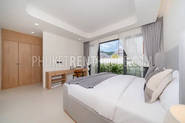BAN23001: Tropical 4-Bedroom Pool Villa for Rent in a Quiet Residential Area of Bang Tao, Phuket. Photo #54