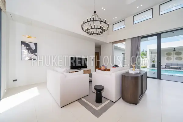 BAN23001: Tropical 4-Bedroom Pool Villa for Rent in a Quiet Residential Area of Bang Tao, Phuket. Photo #44