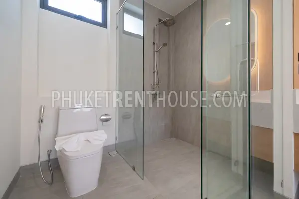 BAN23001: Tropical 4-Bedroom Pool Villa for Rent in a Quiet Residential Area of Bang Tao, Phuket. Photo #41