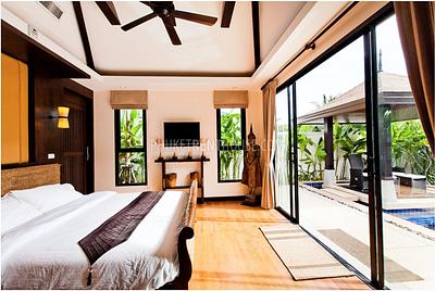 RAW17960: 3 Bedroom Balinese Luxury Style in Rawai. Фото #7