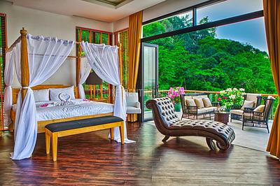 SUR17979: Villa with Exclusive Design in Surin. Photo #3