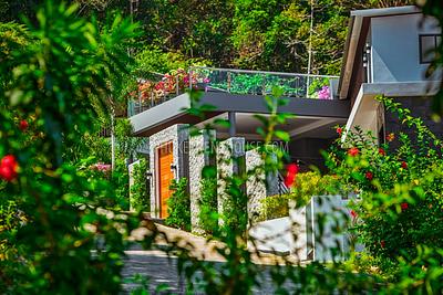 SUR17979: Villa with Exclusive Design in Surin. Photo #57