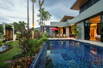 NAI18620: Luxury 3 Bedroom Villa close to Nai Harn Beach. Photo #4