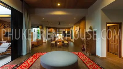 NAI18620: Luxury 3 Bedroom Villa close to Nai Harn Beach. Photo #4