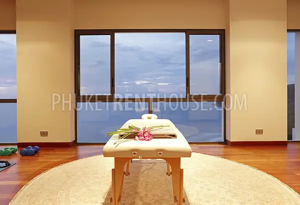 NAT18667: Magnificent 5­ Bedroom Sea View Villa in Nai Thon Beach. Photo #31