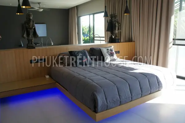RAW18676: 4 Bedrooms Pool Villa in walking distance to Nai Harn Beach. Photo #10