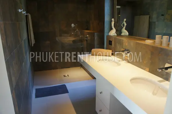 RAW18676: 4 Bedrooms Pool Villa in walking distance to Nai Harn Beach. Photo #11