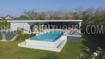 RAW18676: 4 Bedrooms Pool Villa in walking distance to Nai Harn Beach. Photo #24