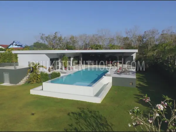 RAW18676: 4 Bedrooms Pool Villa in walking distance to Nai Harn Beach. Photo #24