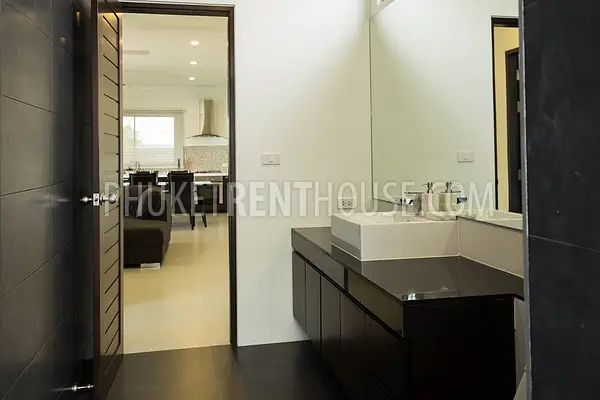 RAW18768: 2 Bedroom Pool Villa in Rawai. Фото #2