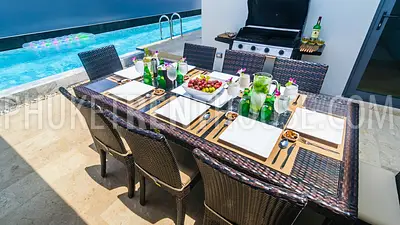 RAW18773: Luxury 4 Bedroom Sea View Villa with Infinity Swimming Pool for rent. Photo #16