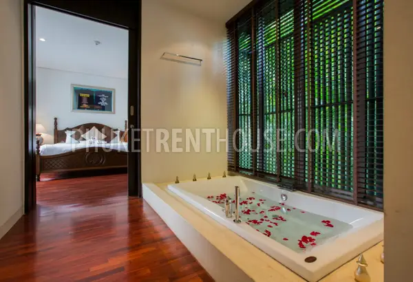 KAT18873: Contemporary Thai style Apartment in Kata Noi. 照片 #9