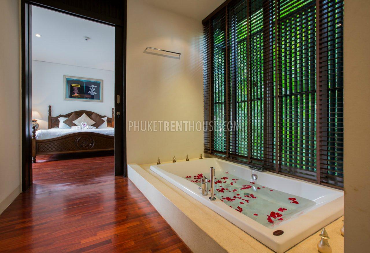 KAT18873: Contemporary Thai style Apartment in Kata Noi. Photo #9