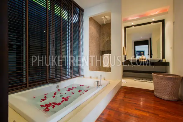 KAT18873: Contemporary Thai style Apartment in Kata Noi. 照片 #10