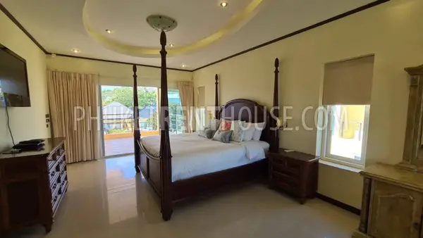RAW18471: Private Pool Villa 5 Bedrooms in Rawai. Photo #18