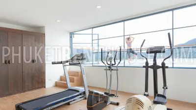 KAM18553: 6 Bedrooms Ocean Front Luxury Villa Kamala. Photo #6