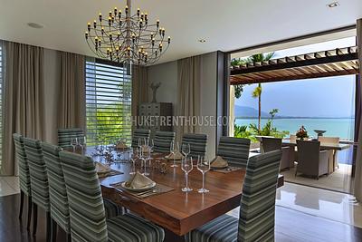 CAP18565: Luxury Sea-View Villa with private Beach. Photo #10