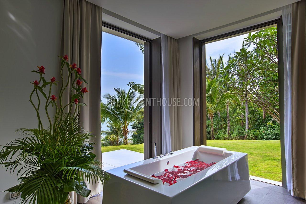 CAP18565: Luxury Sea-View Villa with private Beach. Photo #21