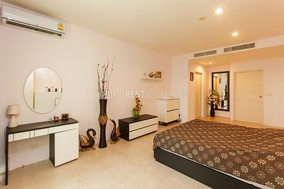 KAR18594: Sea-View One Bedroom Apartment in Karon. Photo #24