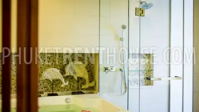 KAT19064: 3-Bedroom Apartment in the Luxury Complex in Kata. Photo #8