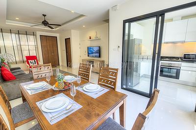 BAN19071: Stunning 3 Bedroom Townhouse near Bangtao Beach. Photo #3