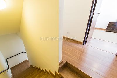 BAN19071: Stunning 3 Bedroom Townhouse near Bangtao Beach. Photo #11