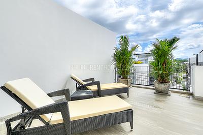 BAN19071: Stunning 3 Bedroom Townhouse near Bangtao Beach. Photo #28