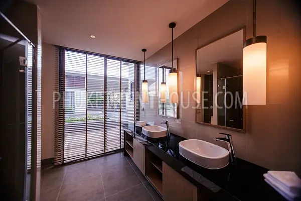 RAW19078: Glamorous Villa With Six Bedrooms, Rawai. Fotoğraf #47