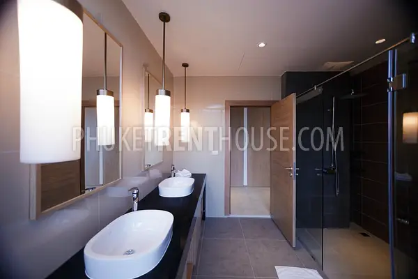 RAW19078: Glamorous Villa With Six Bedrooms, Rawai. Fotoğraf #48