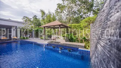 RAW19080: 3 Bedroom Pool View Villa in Rawai. Fotoğraf #2
