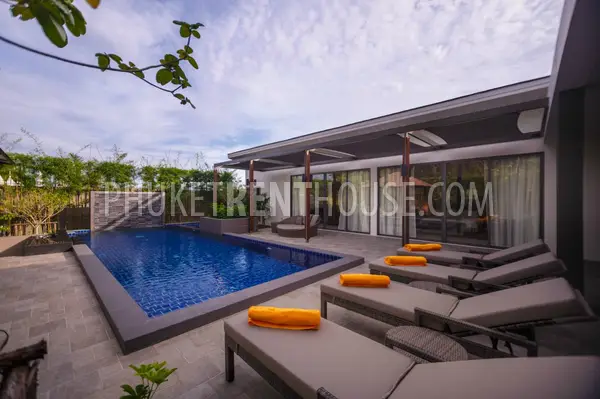 RAW19080: 3 Bedroom Pool View Villa in Rawai. Fotoğraf #7