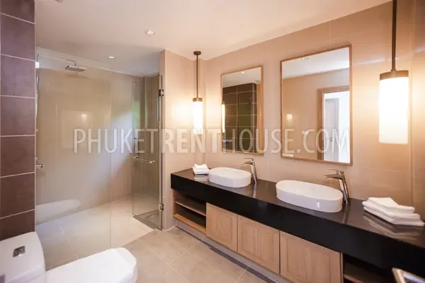 RAW19080: 3 Bedroom Pool View Villa in Rawai. Fotoğraf #23