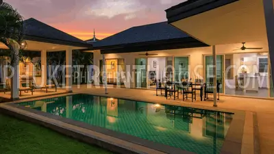 RAW19081: 4 Bedroom Pool View Villa in Rawai. Fotoğraf #1