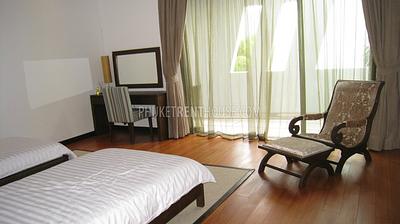 BAN19116: Amazing 2 Bedroom Apartment with Pool on Balcony. Photo #2