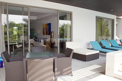 BAN19116: Amazing 2 Bedroom Apartment with Pool on Balcony. Photo #18