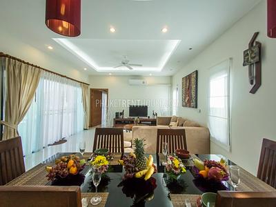NAI19161: Stunning 3 Bedroom Villa in Nai Harn. Photo #17