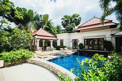 BAN19189: Stunning 4 Bedroom Pool Villa in Laguna. Photo #21