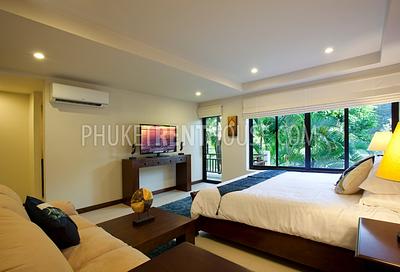 NAI19207: 4 Bedroom Apartment in only 100 meters from Nai Harn beach. Photo #39
