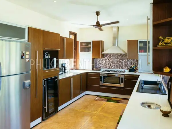 KAR19210: Modern 3-Bedroom Pool Villa overlooking to the Karon beach. Photo #6
