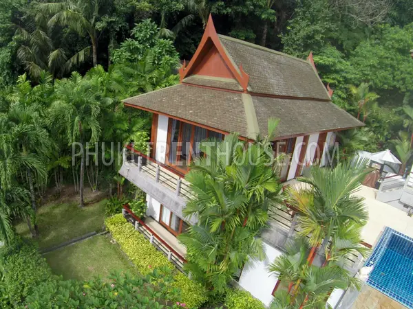 SUR19227: Elite 4 Bedroom Villa on the hillside in Surin. Photo #52