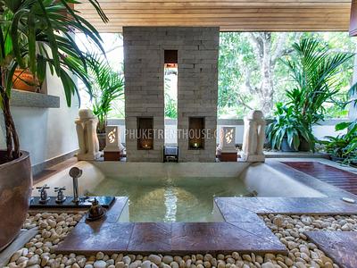 SUR19229: Fabulous 4 Bedroom Pool Villa in Surin. Photo #11
