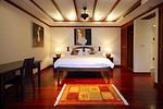PAT19232: Exquisite 4 Bedroom Pool Villa overlooking Patong Bay. Thumbnail #18